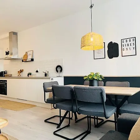 M Adam Iii Apartment