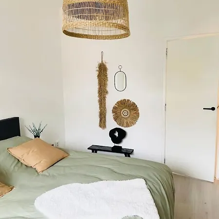 M Adam Iii Apartment *